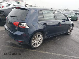 2017 Volkswagen Golf S z VIN 3VW217AU1HM043235, wystawiony jako IAAI lot #42104485 z przebiegiem 66 746 mil mil oraz . Historia ofert i sprzedaży dostępna na DreamBid. Obrazek 4.
