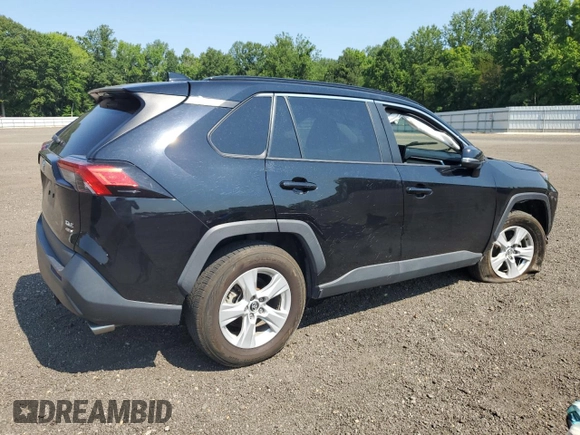 2020 Toyota RAV4 XLE z VIN 2T3P1RFV0LW102224, wystawiony jako Copart lot #62390525 z przebiegiem 80 623 mil mil oraz Szkoda całkowita • Salvage title. Historia ofert i sprzedaży dostępna na DreamBid. Obrazek 3.