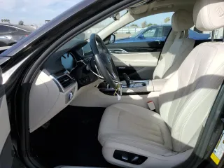 2018 BMW 7 Series 740i with VIN WBA7E2C50JG742052, listed as a Copart auction lot 72192053 with 31,946 mi miles and . Bid and sale history available at DreamBid. Image 7.