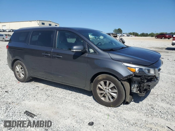 2017 Kia Sedona LX with VIN KNDMB5C12H6283197, listed as a Copart auction lot 53257325 with 140,440 mi miles and Salvage Title. Bid and sale history available at DreamBid. Image 4.