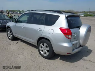 2008 Toyota RAV4 Ltd with VIN JTMBD31V486074748, listed as a IAAI auction lot 42121498 with 220,597 mi miles. Bid and sale history available at carsss.com. Image 3.