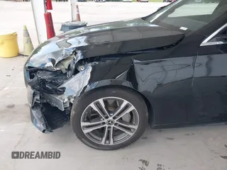2021 Mercedes-Benz E 350 z VIN W1KZF8EB8MA873550, wystawiony jako IAAI lot #42299371 z przebiegiem 62 734 mil mil oraz . Historia ofert i sprzedaży dostępna na DreamBid. Obrazek 6.