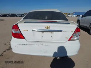 2004 Toyota Camry LE with VIN 4T1BF30KX4U065023, listed as a IAAI auction lot 41085725 with 278,218 mi miles. Bid and sale history available at carsss.com. Image 17.