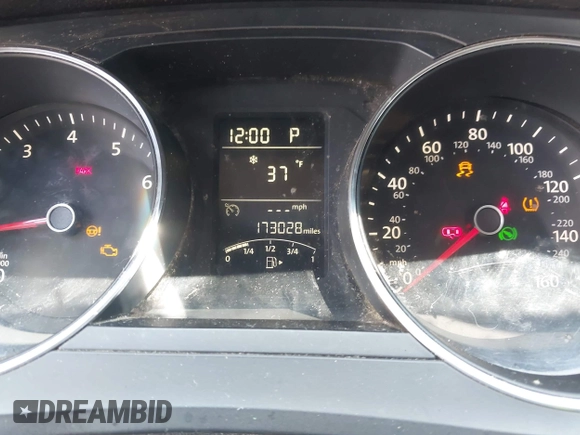 2015 Volkswagen Jetta Sedan 1.8T SE with VIN 3VWD17AJ6FM285921, listed as a IAAI auction lot 42005164 with 173,028 mi miles. Bid and sale history available at carsss.com. Image 7.