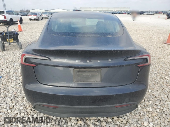 2024 Tesla Model 3 z VIN 5YJ3E1EAXRF741132, wystawiony jako Copart lot #47823795 z przebiegiem 25 183 mil mil oraz Szkody całkowita. Historia ofert i sprzedaży dostępna na DreamBid. Obrazek 6.