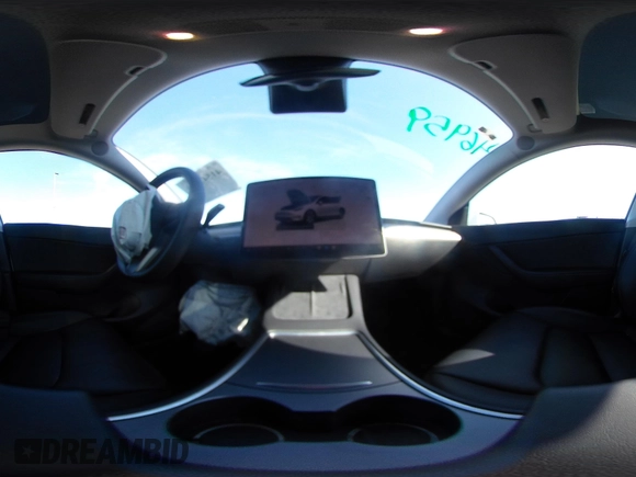 2022 Tesla Model Y Long Range z VIN 7SAYGDEE8NF374636, wystawiony jako IAAI lot #41545669 z przebiegiem 41 965 mil mil oraz . Historia ofert i sprzedaży dostępna na DreamBid. Obrazek 21.