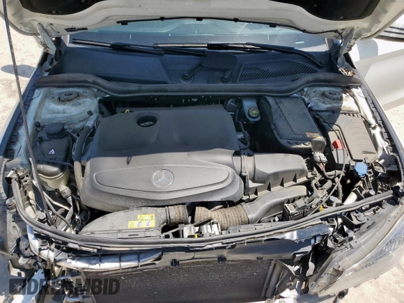 2014 Mercedes-Benz CLA 250 with VIN WDDSJ4EB8EN040382, listed as a Copart auction lot 61055185 with 76,380 mi miles and Salvage title. Bid and sale history available at DreamBid. Image 11.