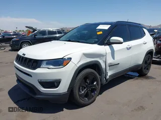 2020 Jeep Compass Latitude с VIN 3C4NJCBB5LT129328, выставлен на аукционе IAAI как лот 42360593 с пробегом 51 874 миль миль и . История ставок и продаж доступна на DreamBid. Изображение 17.