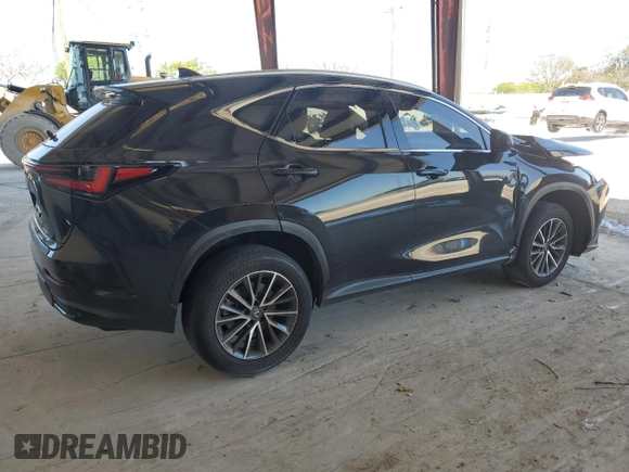2022 Lexus NX 250 z VIN JTJADCAZ1N5001057, wystawiony jako Copart lot #61067415 z przebiegiem 39 964 mil mil oraz Nie do naprawy • Non repairable. Historia ofert i sprzedaży dostępna na DreamBid. Obrazek 3.