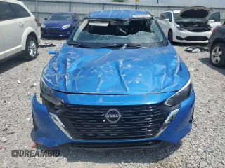2024 Nissan Sentra SV z VIN 3N1AB8CV0RY375199, wystawiony jako Copart lot #61742905 z przebiegiem 11 557 mil mil oraz Szkoda całkowita • Salvage title. Historia ofert i sprzedaży dostępna na DreamBid. Obrazek 5.