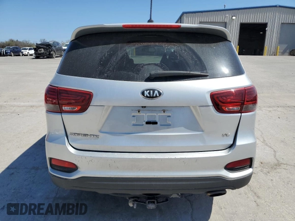 2020 Kia Sorento LX V6 with VIN 5XYPG4A55LG627108, listed as a Copart auction lot 49241195 with 226,504 mi miles and Salvage Title. Bid and sale history available at carsss.com. Image 6.