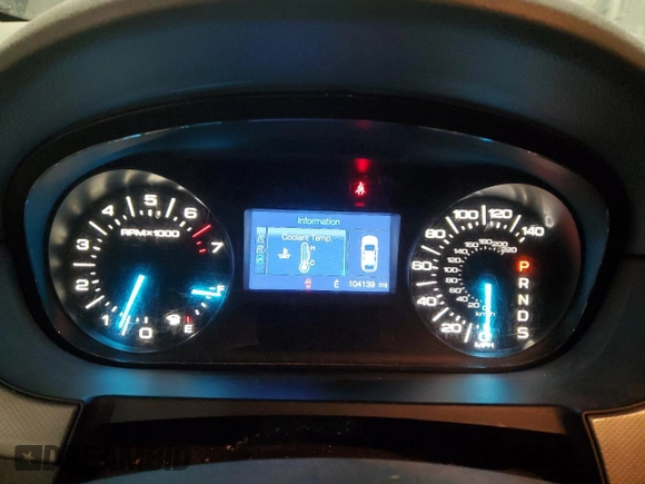 2014 Ford Edge SEL with VIN 2FMDK3JC0EBB38354, listed as a Copart auction lot 43986015 with 104,139 mi miles and Salvage Title. Bid and sale history available at carsss.com. Image 9.