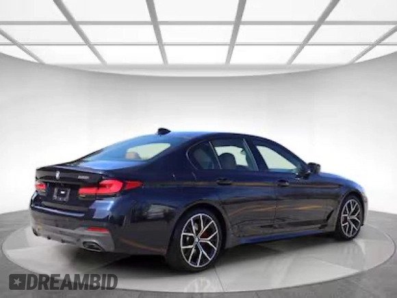 2022 BMW 5 Series 530i xDrive with VIN WBA13BJ01NWX536XX, listed as a Copart auction lot 55261825 with 16,417 mi miles and Clean Title. Bid and sale history available at carsss.com. Image 4.
