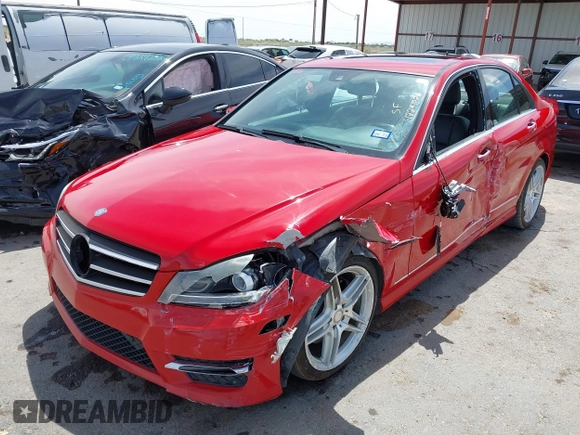 2013 Mercedes-Benz C 300 Sport с VIN WDDGF8AB8DR284402, выставлен на аукционе IAAI как лот 42291028 с пробегом Не указан миль и . История ставок и продаж доступна на DreamBid. Изображение 6.