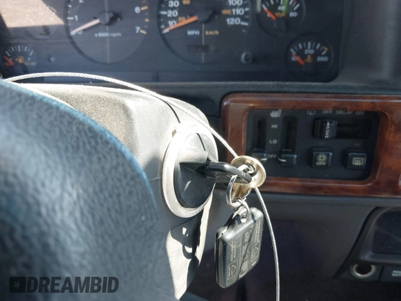 1996 Jeep Grand Cherokee Limited with VIN 1J4GZ78Y1TC162546, listed as a IAAI auction lot 42612646 with 204,098 mi miles and . Bid and sale history available at DreamBid. Image 11.