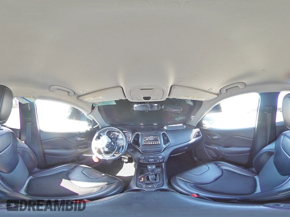 2019 Jeep Cherokee Latitude Plus z VIN 1C4PJLLB7KD308143, wystawiony jako Copart lot #61505205 z przebiegiem 94 897 mil mil oraz Szkoda całkowita • Salvage title. Historia ofert i sprzedaży dostępna na DreamBid. Obrazek 16.
