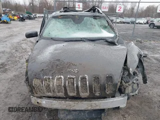 2015 Jeep Cherokee Limited with VIN 1C4PJMDSXFW688254, listed as a IAAI auction lot 41937322 with 107,935 mi miles. Bid and sale history available at carsss.com. Image 11.