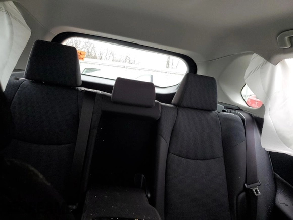 2024 Toyota RAV4 Hybrid LE z VIN JTMMWRFV2RD246027, wystawiony jako Copart lot #52181695 z przebiegiem Nie podano mil oraz Szkoda całkowita • Salvage title. Historia ofert i sprzedaży dostępna na DreamBid. Obrazek 10.