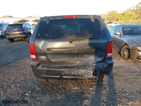 2007 Jeep Grand Cherokee Laredo with VIN 1J8GS48K17C655999, listed as a IAAI auction lot 41590500 with 290,695 mi miles. Bid and sale history available at carsss.com. Image 16.