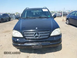 2000 Mercedes-Benz M 320/430/500 with VIN 4JGAB54E5YA199856, listed as a IAAI auction lot 42427750 with 224,929 mi miles and . Bid and sale history available at DreamBid. Image 6.