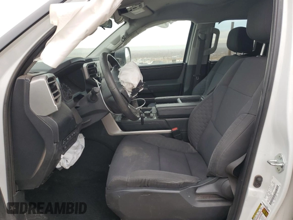 2022 Toyota Tundra SR5 with VIN 5TFLA5DA7NX044358, listed as a Copart auction lot 85799994 with 33,922 mi miles and Salvage title. Bid and sale history available at DreamBid. Image 7.