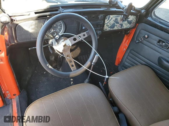 1971 Volkswagen Beetle with VIN 1112883099, listed as a Copart auction lot 87706835 with 8,087 mi miles and Salvage Title. Bid and sale history available at DreamBid. Image 8.