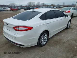 2013 Ford Fusion SE with VIN 3FA6P0HR8DR233533, listed as a IAAI auction lot 41903181 with 166,240 mi miles. Bid and sale history available at carsss.com. Image 4.