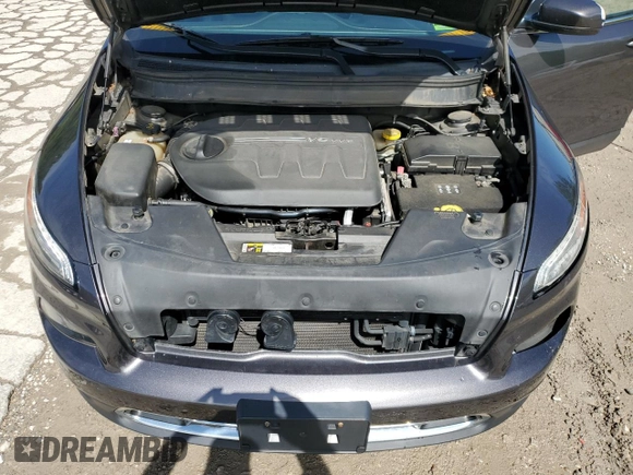 2015 Jeep Cherokee Limited z VIN 1C4PJMDSXFW676251, wystawiony jako Copart lot #56036505 z przebiegiem 148 750 mil mil oraz Szkoda całkowita • Salvage title. Historia ofert i sprzedaży dostępna na DreamBid. Obrazek 12.