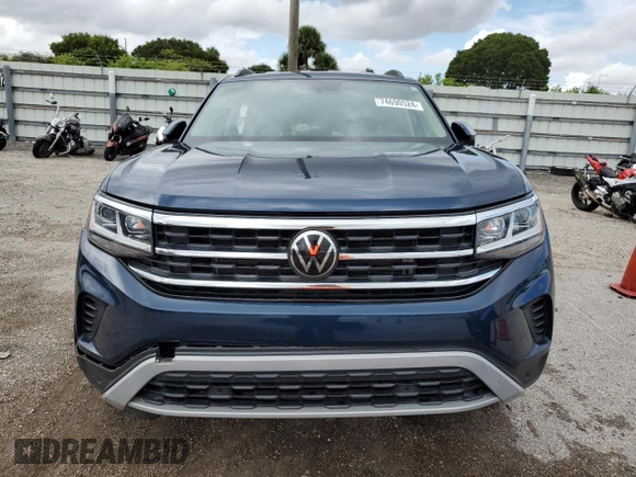 2023 Volkswagen Atlas SE z VIN 1V2WR2CA2PC537153, wystawiony jako Copart lot #74690524 z przebiegiem 10 628 mil mil oraz Szkoda całkowita • Salvage title. Historia ofert i sprzedaży dostępna na DreamBid. Obrazek 5.