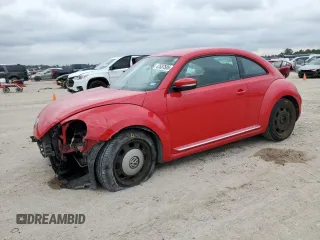 2014 Volkswagen Beetle 2.5L with VIN 3VWJX7AT4EM629649, listed as a Copart auction lot 47637585 with 55,035 mi miles and Salvage title. Bid and sale history available at DreamBid. Image 1.