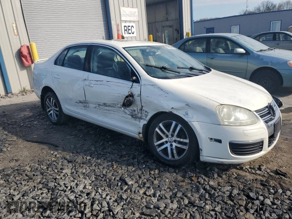 2006 Volkswagen Jetta z VIN 3VWSG81K76M742630, wystawiony jako Copart lot #54420955 z przebiegiem Nie podano mil oraz Szkoda całkowita • Salvage title. Historia ofert i sprzedaży dostępna na DreamBid. Obrazek 4.