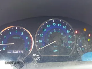 2006 Toyota Sienna XLE with VIN 5TDZA22C06S504271, listed as a IAAI auction lot 41573903 with 208,712 mi miles. Bid and sale history available at carsss.com. Image 7.