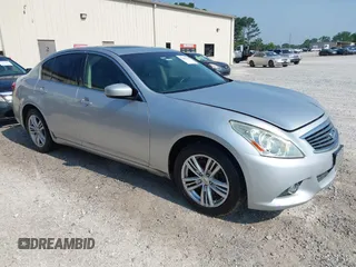 2012 Infiniti G25 x z VIN JN1DV6ARXCM731229, wystawiony jako IAAI lot #42403795 z przebiegiem 208 296 mil mil oraz . Historia ofert i sprzedaży dostępna na DreamBid. Obrazek 1.