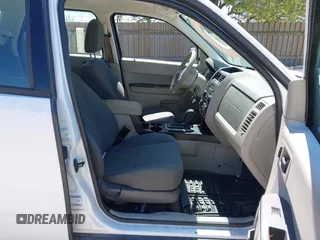2009 Ford Escape XLS with VIN 1FMCU02729KC96776, listed as a IAAI auction lot 42189338 with 188,393 mi miles and . Bid and sale history available at DreamBid. Image 5.