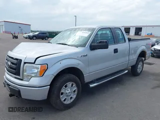 2012 Ford F-150 XL z VIN 1FTFX1EF4CKE22564, wystawiony jako IAAI lot #42444005 z przebiegiem 127 308 mil mil oraz . Historia ofert i sprzedaży dostępna na DreamBid. Obrazek 2.