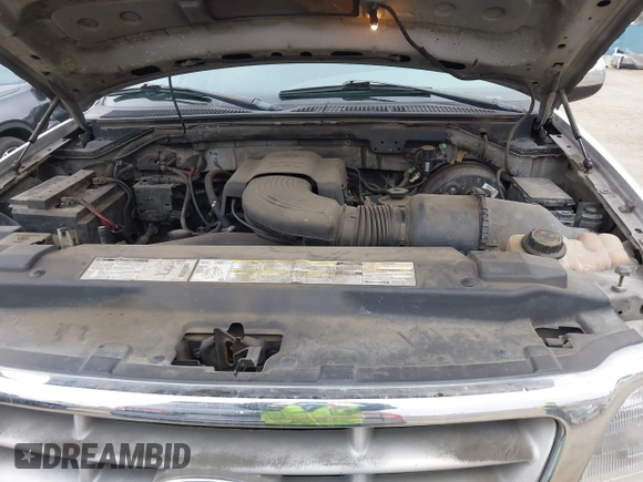 2000 Ford F-150 XL with VIN 1FTRX17W0YKA70861, listed as a IAAI auction lot 42096438 with 1 mi miles. Bid and sale history available at carsss.com. Image 10.