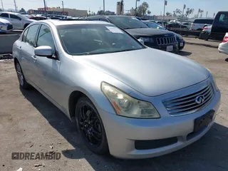 2007 Infiniti G35 Sedan Journey with VIN JNKBV61E77M728942, listed as a IAAI auction lot 41597939 with 140,709 mi miles. Bid and sale history available at carsss.com. Image 1.