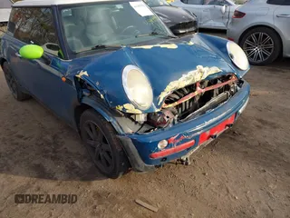 2002 MINI Hardtop with VIN WMWRC33412TC34549, listed as a IAAI auction lot 41585558 with 181,059 mi miles and . Bid and sale history available at DreamBid. Image 6.