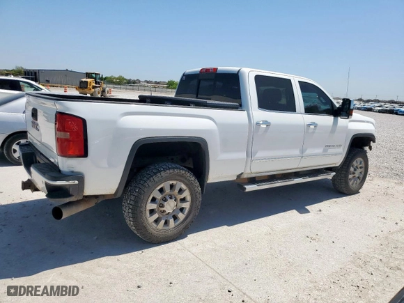 2016 GMC Sierra 2500HD Denali with VIN 1GT12UE86GF202529, listed as a Copart auction lot 52707755 with 197,123 mi miles and Salvage Title. Bid and sale history available at carsss.com. Image 3.