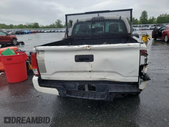 2017 Toyota Tacoma SR z VIN 5TFAX5GN8HX079645, wystawiony jako Copart lot #56342845 z przebiegiem 223 211 mil mil oraz Czysty tytuł • Clean title. Historia ofert i sprzedaży dostępna na DreamBid. Obrazek 6.