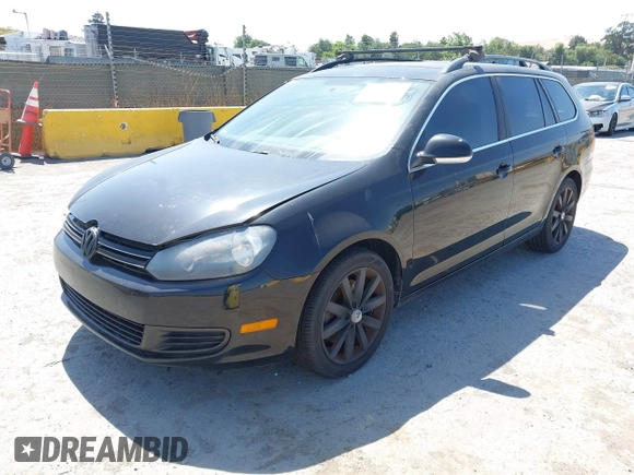 2013 Volkswagen Jetta TDI w/Sunroof & Nav с VIN 3VWPL7AJ1DM602282, выставлен на аукционе IAAI как лот 42499935 с пробегом 120 976 миль миль и . История ставок и продаж доступна на DreamBid. Изображение 2.