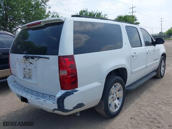 2007 Chevrolet Suburban LT with VIN 3GNFC16J77G136291, listed as a IAAI auction lot 41957476 with 1 mi miles. Bid and sale history available at carsss.com. Image 4.