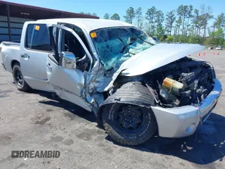 2006 Nissan Titan LE with VIN 1N6BA07A76N550633, listed as a IAAI auction lot 41894406 with Not Provided miles. Bid and sale history available at carsss.com. Image 1.