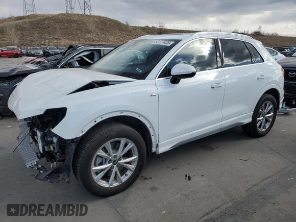 2023 Audi Q3 S line Premium z VIN WA1DECF3XP1144319, wystawiony jako Copart lot #50177425 z przebiegiem 10 785 mil mil oraz Szkoda całkowita • Salvage title. Historia ofert i sprzedaży dostępna na DreamBid. Obrazek 1.