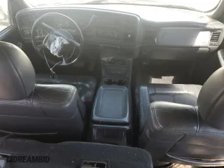 2002 GMC Sierra 2500HD SLE with VIN 1GTHK231X2F232960, listed as a Copart auction lot 56303914 with 0 mi miles and Clean Title. Bid and sale history available at carsss.com. Image 8.