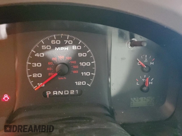 2007 Ford F-150 XL with VIN 1FTRF12217KB62728, listed as a Copart auction lot 63250975 with 225,124 mi miles and Salvage title. Bid and sale history available at DreamBid. Image 9.