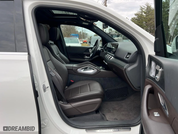 2020 Mercedes-Benz GLE with VIN 4JGFB4JB5LA119930, listed as a Copart auction lot 50829195 with 71,364 mi miles and Clean Title. Bid and sale history available at carsss.com. Image 5.