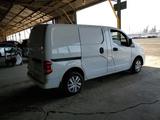 2017 Nissan NV200 SV с VIN 3N6CM0KN4HK705427, выставлен на аукционе Copart как лот 59942555 с пробегом Не указан миль и Списание • Salvage title. История ставок и продаж доступна на DreamBid. Изображение 3.