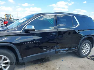 2019 Chevrolet Traverse LT Cloth z VIN 1GNERGKW8KJ138606, wystawiony jako IAAI lot #42224318 z przebiegiem 155 959 mil mil oraz . Historia ofert i sprzedaży dostępna na DreamBid. Obrazek 6.