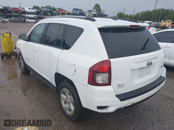2016 Jeep Compass Latitude with VIN 1C4NJCEA6GD792633, listed as a IAAI auction lot 42240729 with 154,163 mi miles and . Bid and sale history available at DreamBid. Image 3.